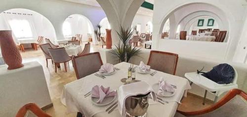อาหารและเครื่องดื่ม, Zenon Hotel Djerba in ฮูมต์ ซุค