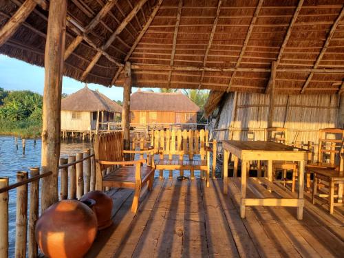 Instalaciones, Bel Ami in Bopa