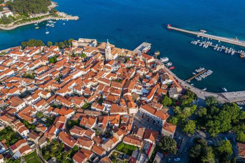 Cerca de lugares turísticos, Apartment GAVIOTA Krk in Isla de Krk