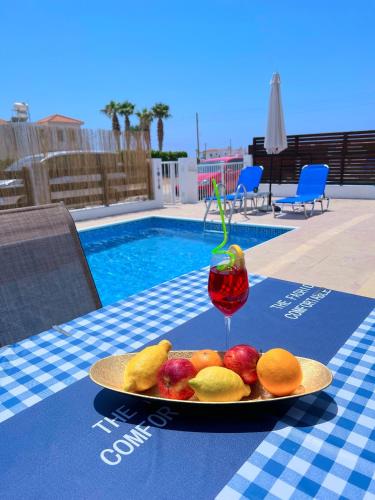 3 Bedroom Coral Bay Beach Seaview Villa II Private Pool 1
