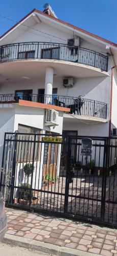 Vila Katy