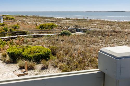 1313 Pelican Watch - Seabrook Island - Beachfront 5 Star Condo - Fido Friendly