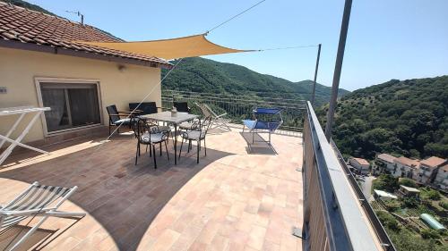  Cerasa in Rodio