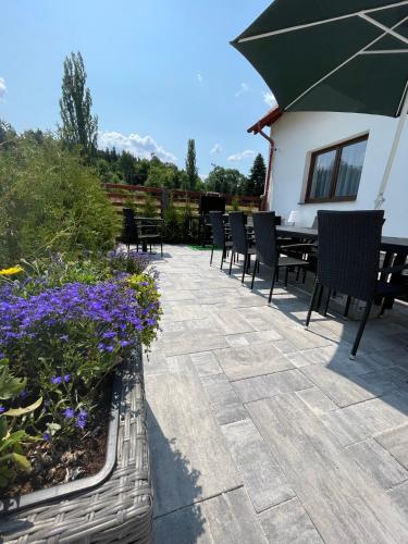 Erkély/terasz, Wellness chalupa Soběšice - brána na Šumavu (Wellness chalupa Sobesice - brana na Sumavu) in Nová Ves