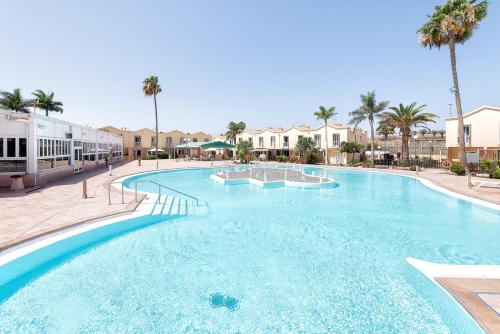 Villetta Green oasis club 1