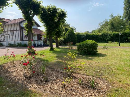 Gîte épicéa indépendant avec jardin - Location saisonnière - Méry-sur-Oise