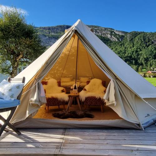 Flatheim Glamping in Viksdalen