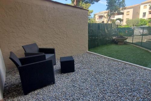 Studio proche plage tout à pied (Studio proche plage tout a pied) in Frejus Plage