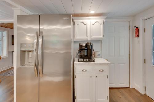 Charming Manheim Cottage with On-Site Animal Viewing in Manheim (PA)