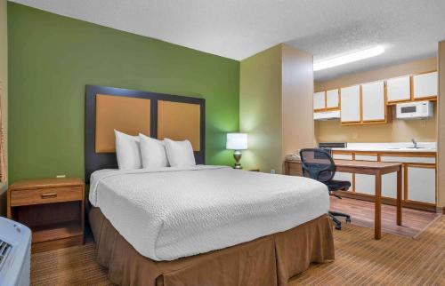 Extended Stay America Suites - Indianapolis - Northwest - College Park