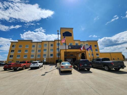 Highland Suites Extended Stay - Hotel - Minot