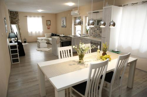 Apartment Tina - image 6
