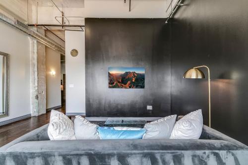 Luxury Downtown Dallas Stay by Amyfinehouse in Dallas, USA