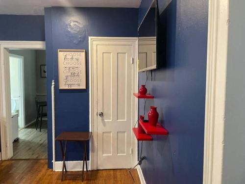 fashionably cozy place in Meriden (CT)