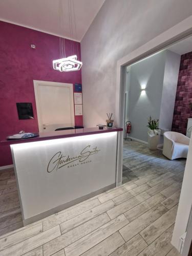 Gardenia Suite, Rome