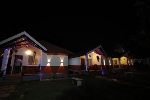 Nature Valley Homestay Near Annaporneshwari Temple in Hornadu