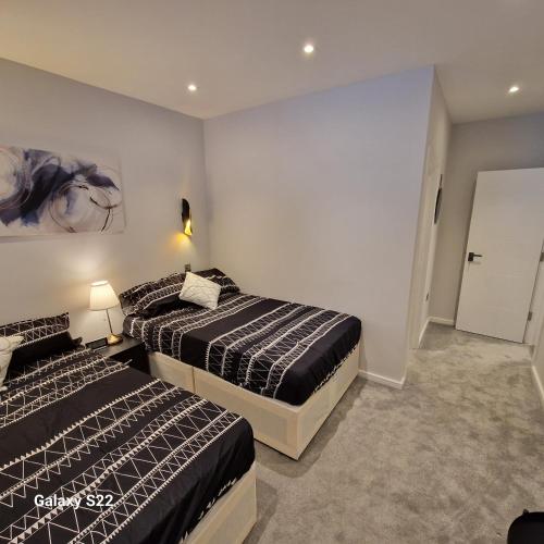 Dream apartment Finchley 4 min walk to the train 3
