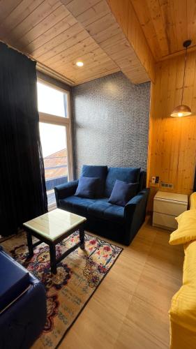 Double Room with Mountain View image 10