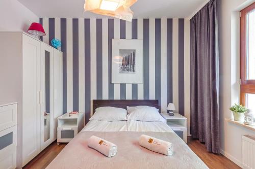 One-Bedroom Apartment image 10