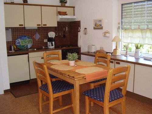 One-Bedroom Apartment with Terrace image 8
