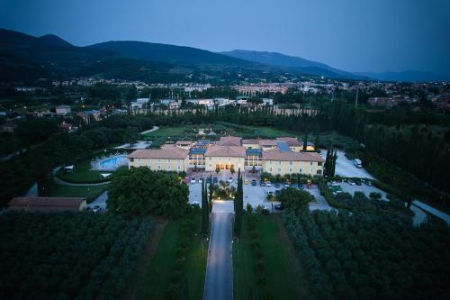 Delfina Palace Hotel - image 12