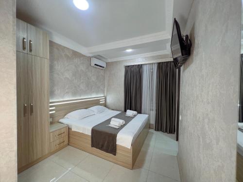 1 double bed