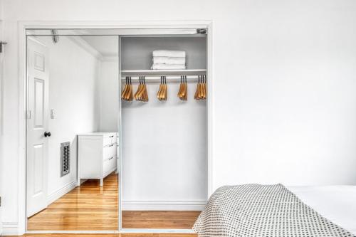 Beverly Hills 2BR nr Rodeo Dr shops WF TJ bars LAX-441, Los Angeles (fotografie 10)
