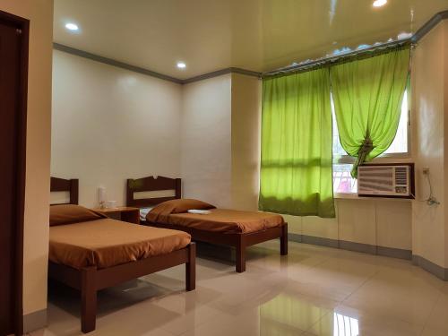 room detail thumbnail 0