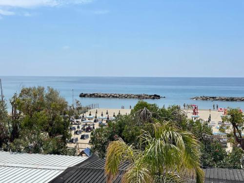  Sanremo Dream - Front Beach Home, Ferienwohnung in Taggia