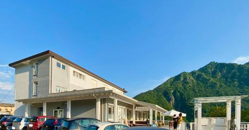 . Albergo Lodrino
