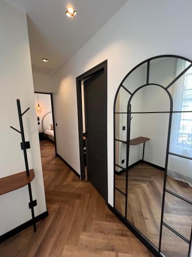 Hôtel des Beaux Arts - image 3