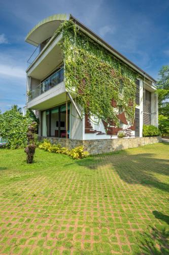 ama Stays & Trails Sherlys Ente Kumbalanghi, Kochi