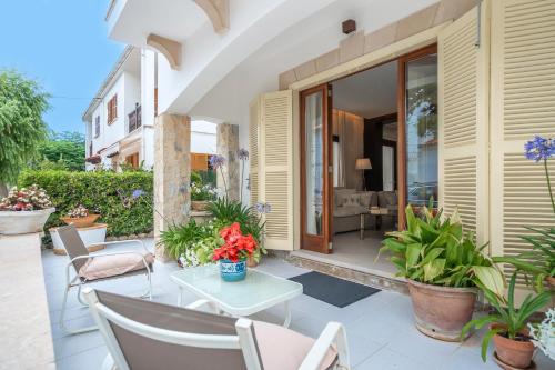 C072 Hibiscus by Mallorca Villa Selection - image 4