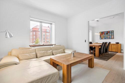  Cozy 2-Bed Apartment in Aalborg in Aalborg