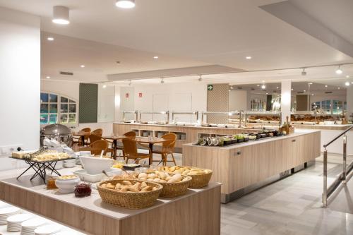 Restaurant, Prestige Sant Marc in Roses