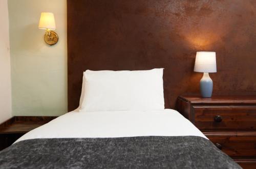 Bull Hotel by Greene King Inns - image 11