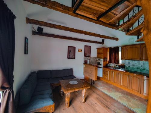 Вила Перуле Villa Perule - Handmade cozy wooden villa in the Rhodope mountain