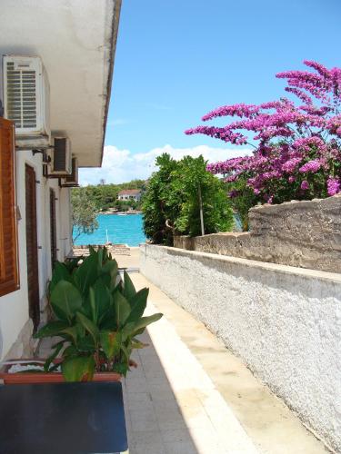 Double or Twin Room with Terrace