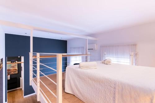 Oliveri Vintage House at Politeama