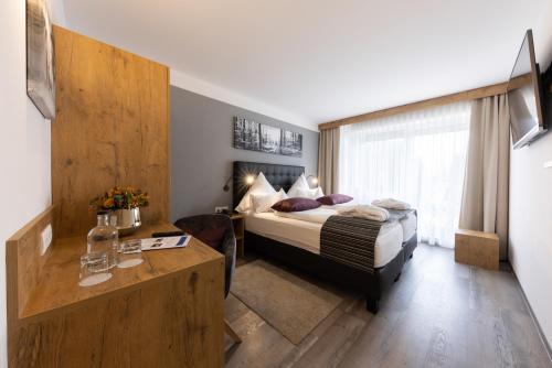 1 queen bed