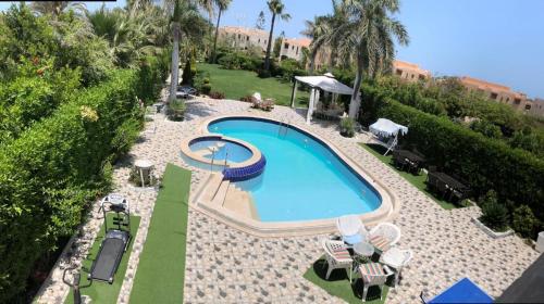Private pool villa in Marina5