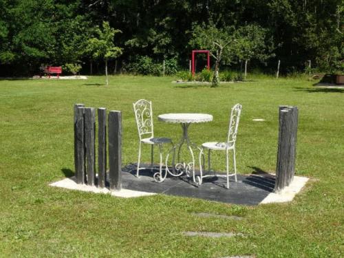 L'Escale Sud Gironde - Séjour détente - Calme et nature- Piscine spa sauna massage - Petit-déjeuner sur demande