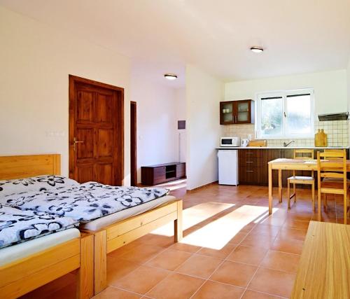 Apartmán Slapy, slapská přehrada - Nová Živohošť (Apartman Slapy, slapska prehrada - Nova Zivohost) in 克戈維斯諾瓦斯科凱斯