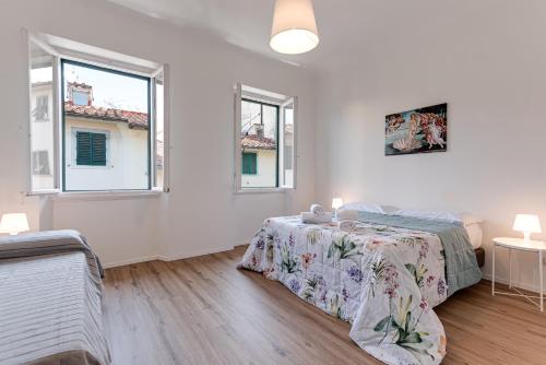 Palazzuolo Home, Florence