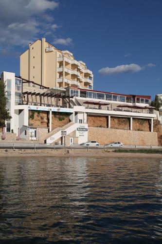 Hotel Belveder - image 7