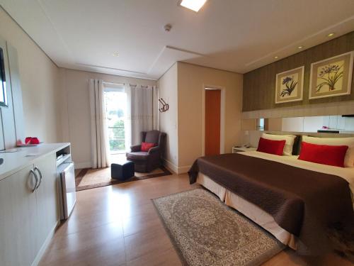 Standard Double Room image 2