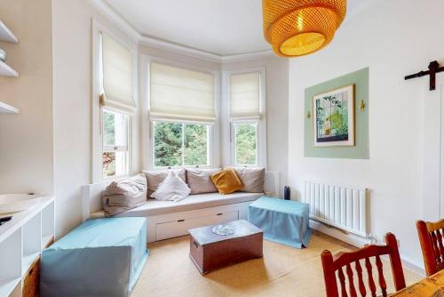 Beautiful 1 bedroom apartment in Shepards Bush, Londres