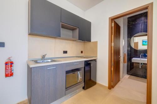 Penthouse Apartment image 10