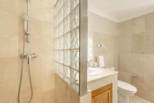 Alcam High Class Condo Nueva Andalucía Room Type - Two-Bedroom Apartment