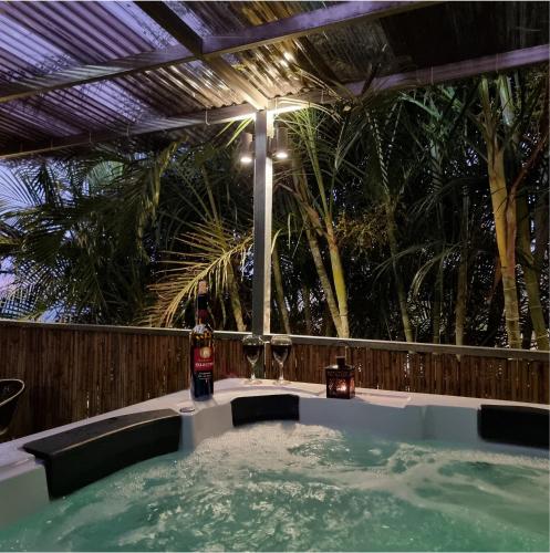 Hot tub, Galilee Triple Terrace in Tiberias